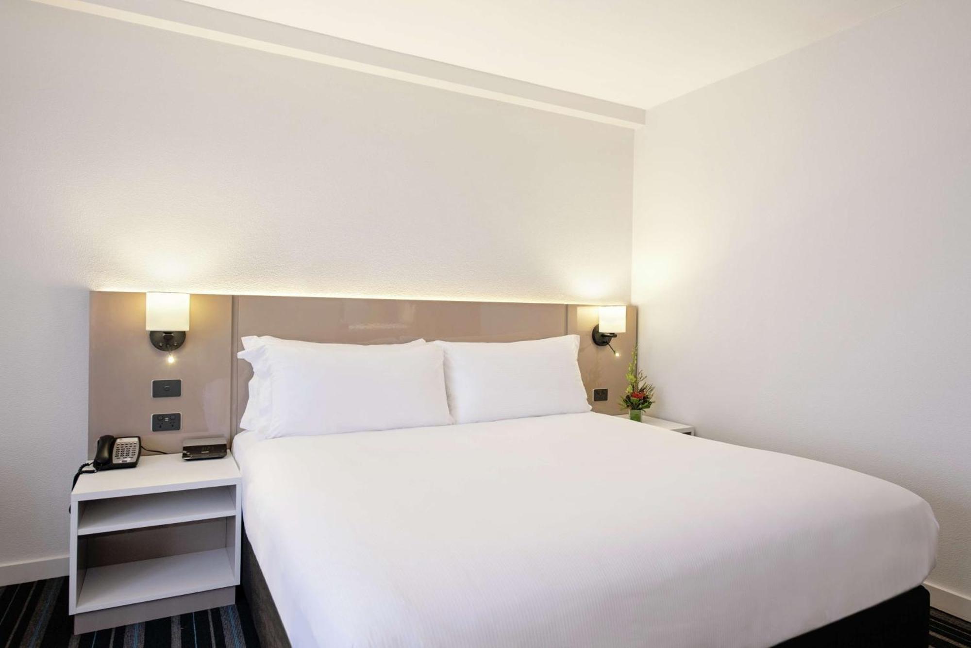 Doubletree By Hilton Esplanade Darwin Hotel Eksteriør billede