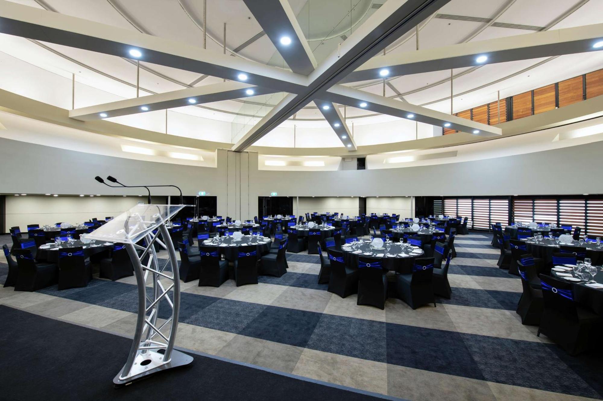 Doubletree By Hilton Esplanade Darwin Hotel Eksteriør billede