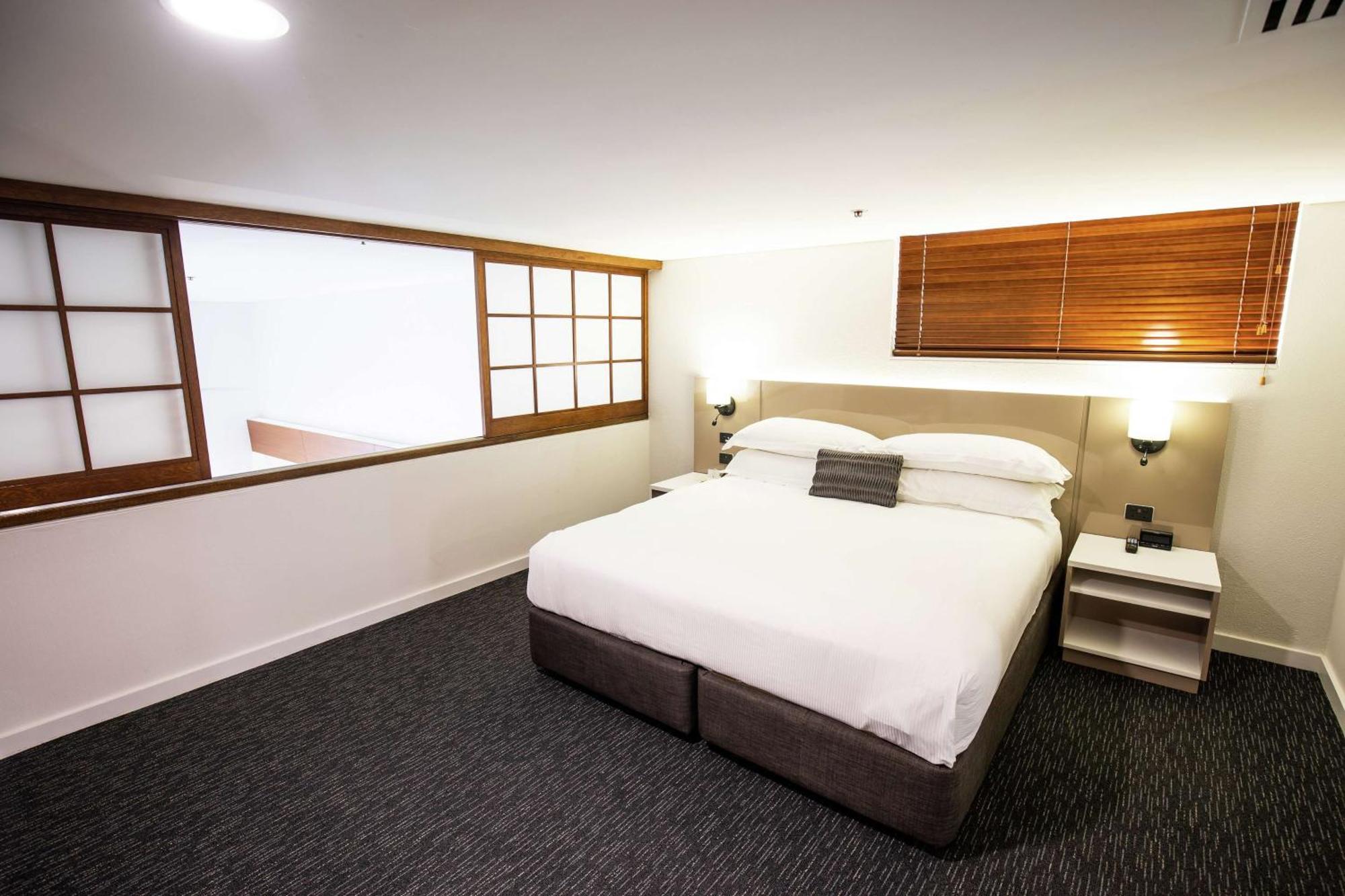 Doubletree By Hilton Esplanade Darwin Hotel Eksteriør billede