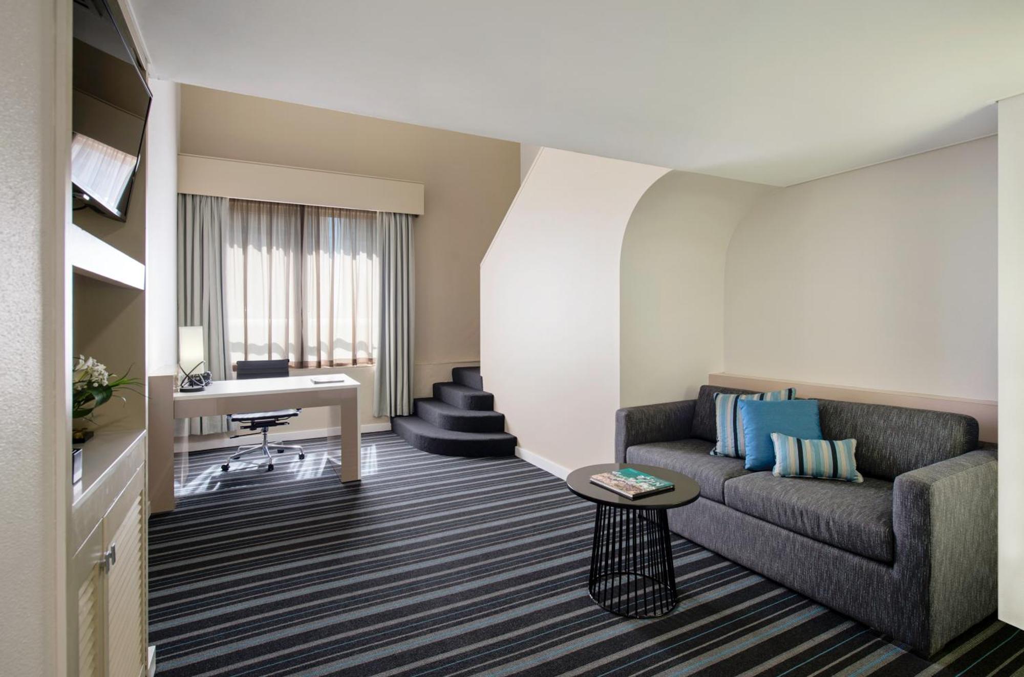 Doubletree By Hilton Esplanade Darwin Hotel Eksteriør billede