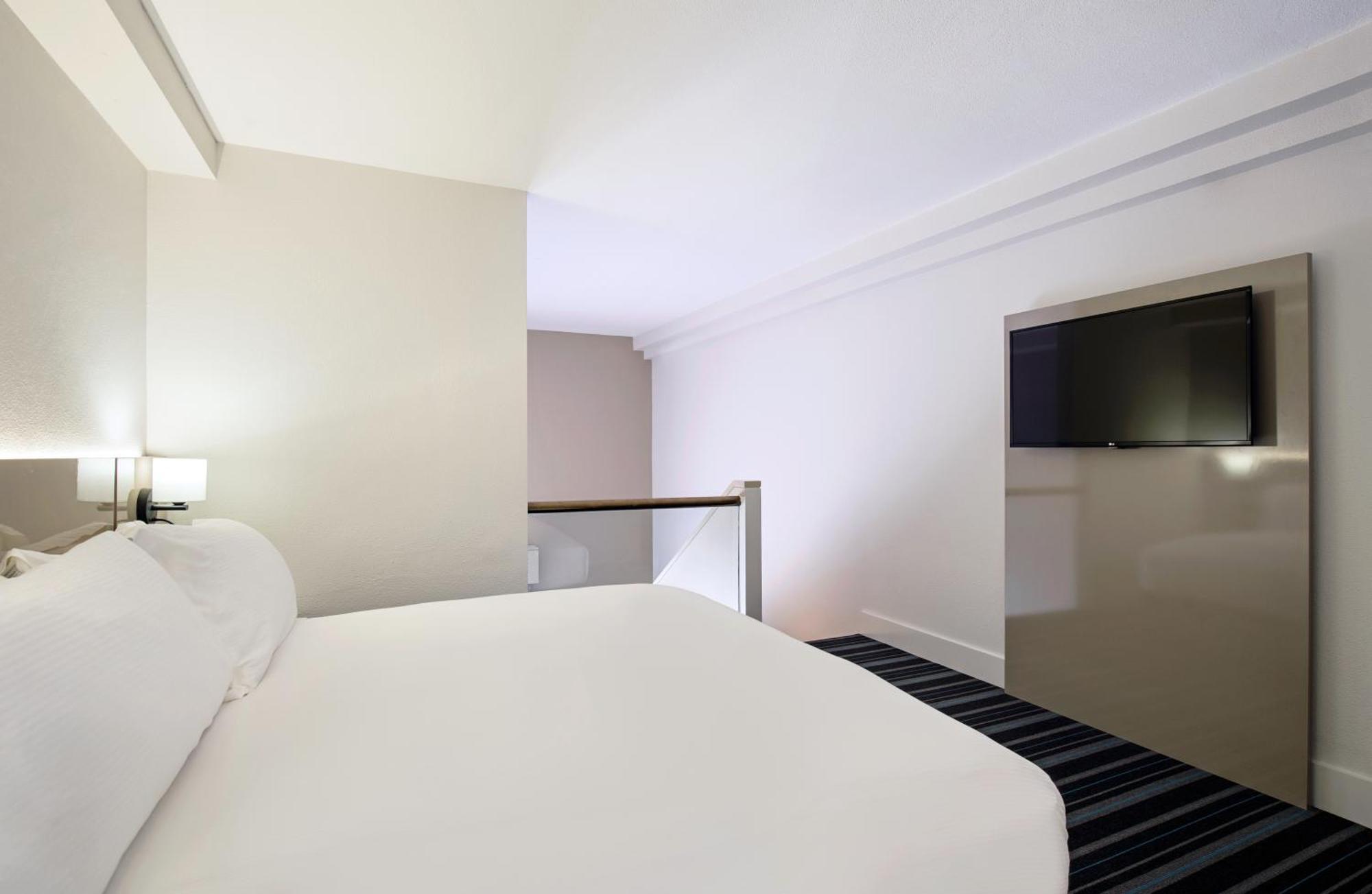 Doubletree By Hilton Esplanade Darwin Hotel Eksteriør billede